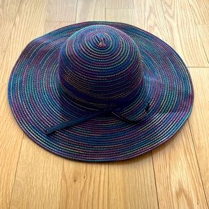 Awesome beach hat by David and Young